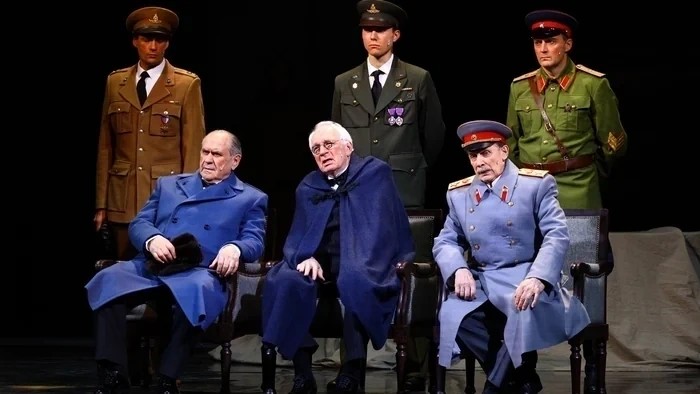 Большая тройка (Ялта-45) Большая тройка (Ялта-45)